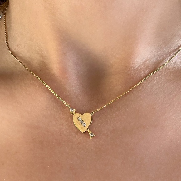 Heart And Arrow Necklace (Black Friday) - Picture 1 of 5